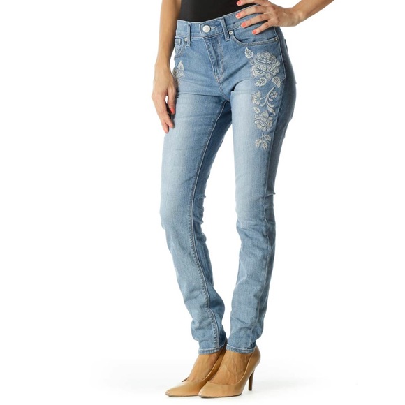 Express Mid Rise Floral Embroidery Jean Legging - Picture 2 of 11